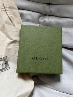 Gucci Wallet Box set with dust bag